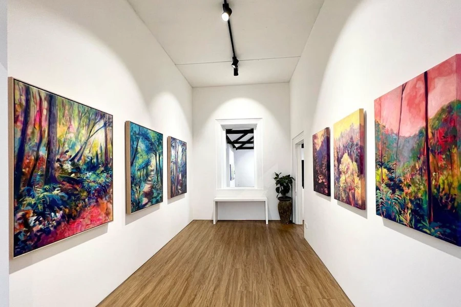 sol galley olga dziemidowicz art exhibition.png